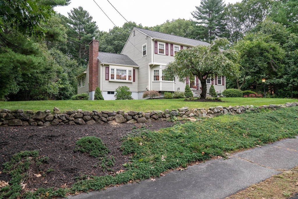 17 Cot Hill Road Bedford, MA 01730 - Photo 28 of 29