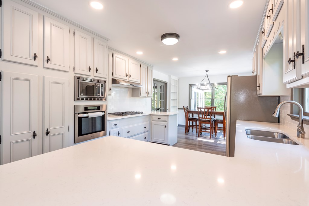 262 Sharptop Ridge Road Jasper, GA 30143 - Photo 8 of 46
