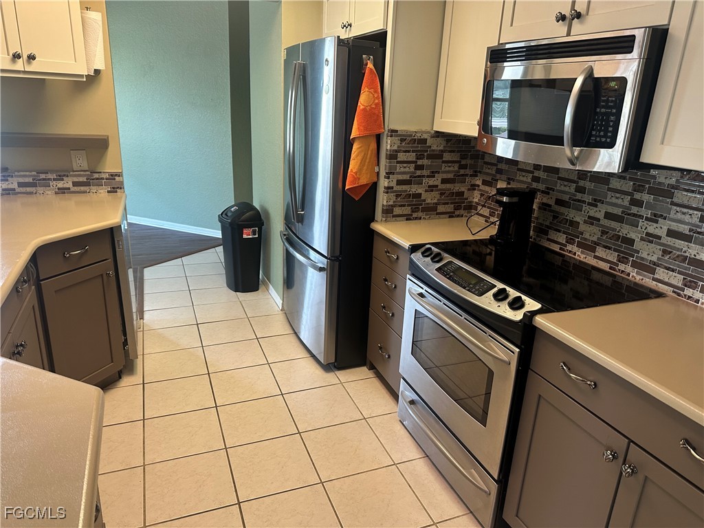 950 Moody Road, Unit 123 North Fort Myers, FL 33903 - Photo 19 of 31