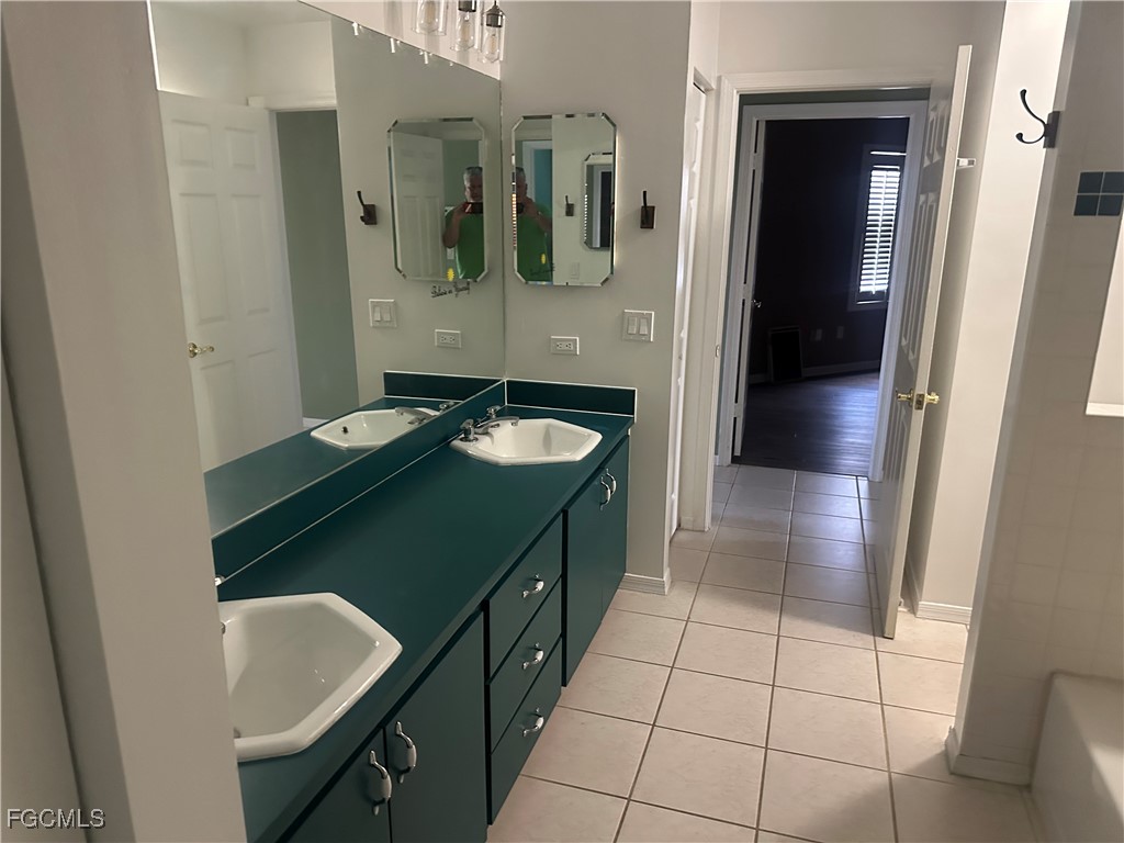 950 Moody Road, Unit 123 North Fort Myers, FL 33903 - Photo 23 of 31