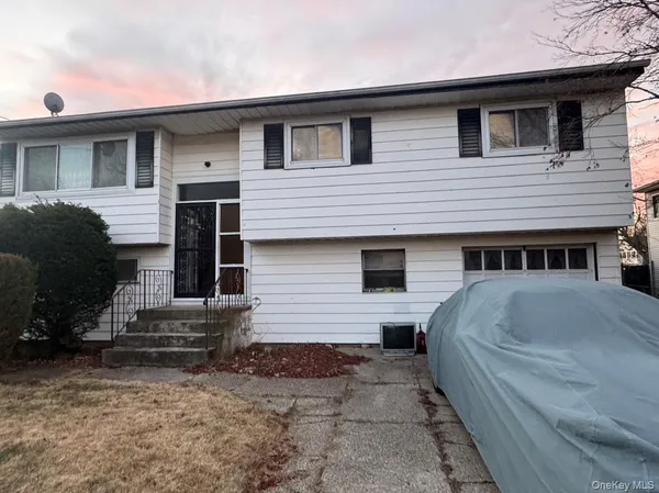$450,000 | 240 Washington Avenue, Amityville, NY 11701