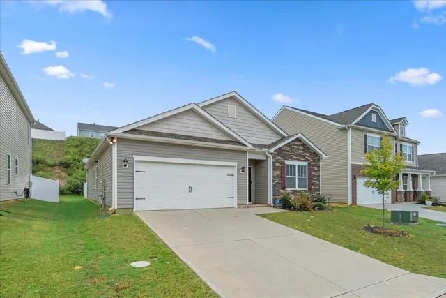 $337,999 | 51 Oak Edge Lane, Greer, SC 29651