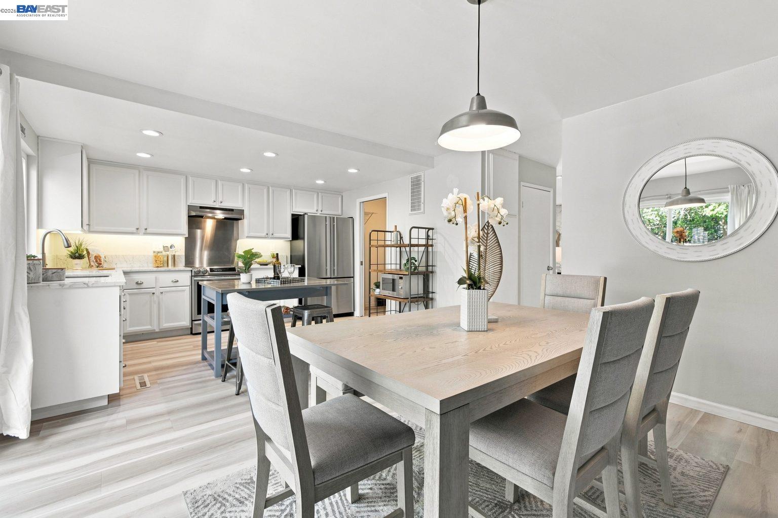 1305 Waterfall Way Concord, CA 94521 - Photo 18 of 53 Gallery Image 18