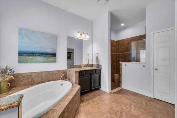 $599,000 | 5204 Sparrowglen Place, Lithia, FL 33547