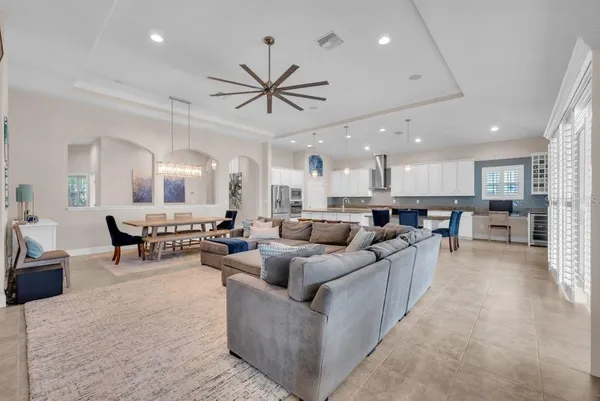 $599,000 | 5204 Sparrowglen Place, Lithia, FL 33547