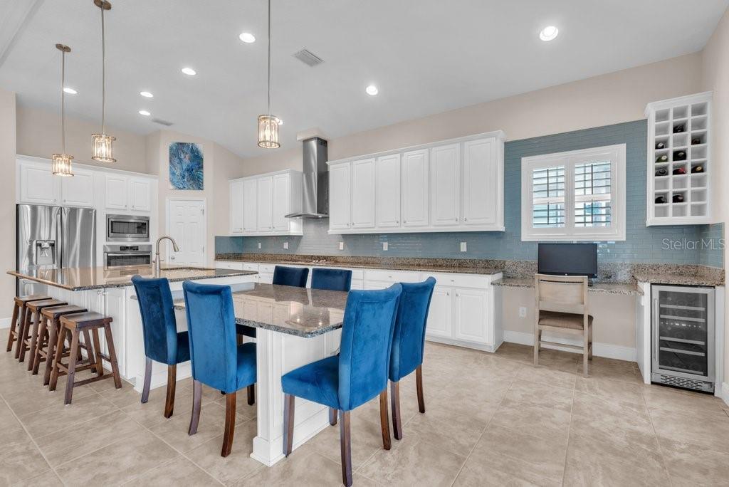 5204 Sparrowglen Place Lithia, FL 33547 - Photo 8 of 49