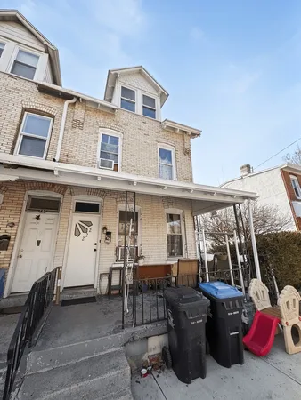 $180,000 | 222 East Spruce Street, Norristown, PA 19401