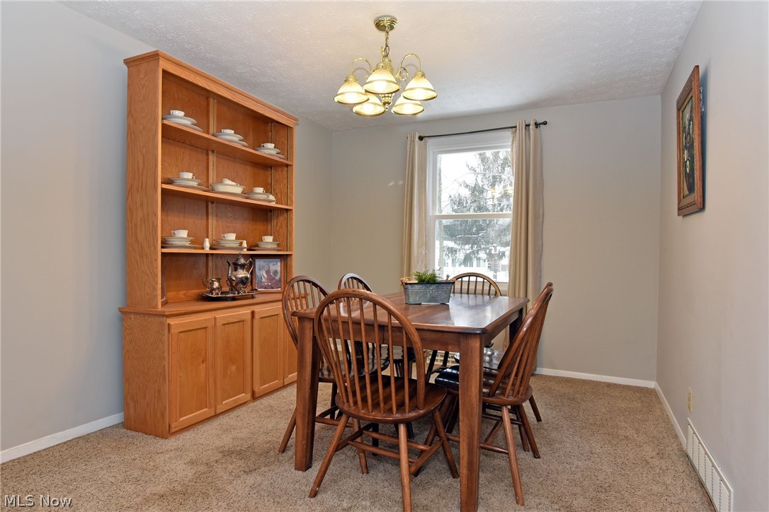 4261 Hile Road Stow, OH 44224 - Photo 6 of 33