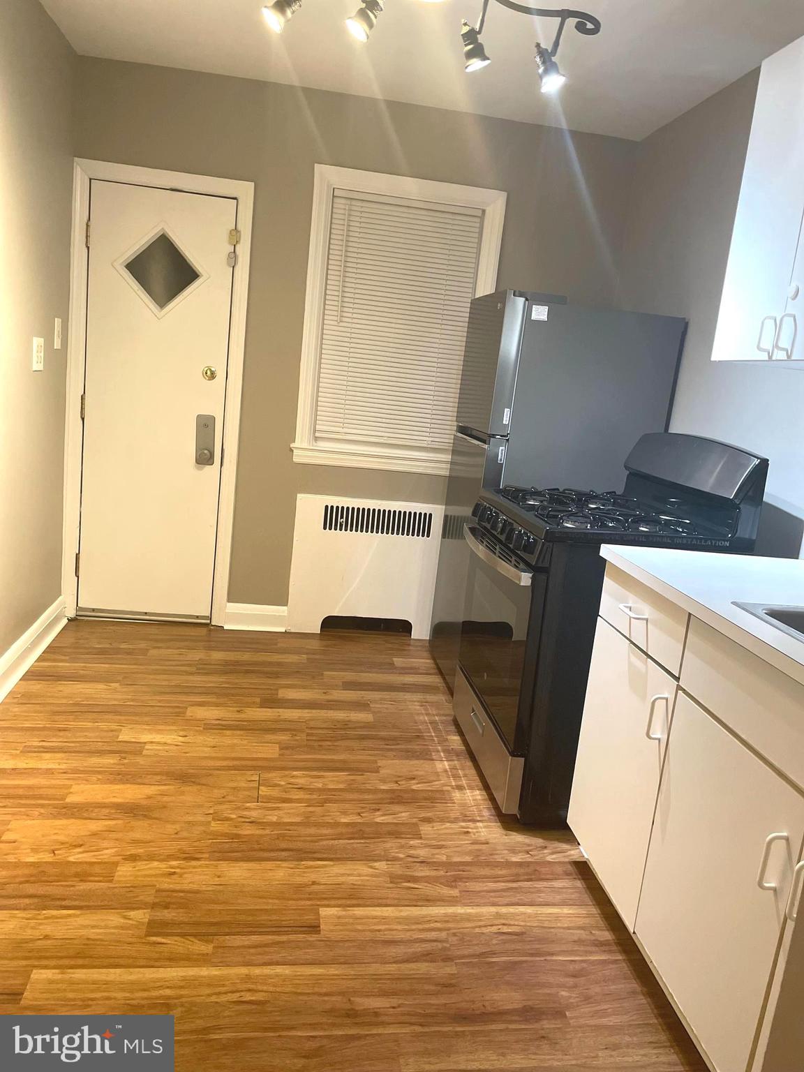 110 Cherrydell Road, Unit 2 Catonsville, MD 21228 - Photo 6 of 16