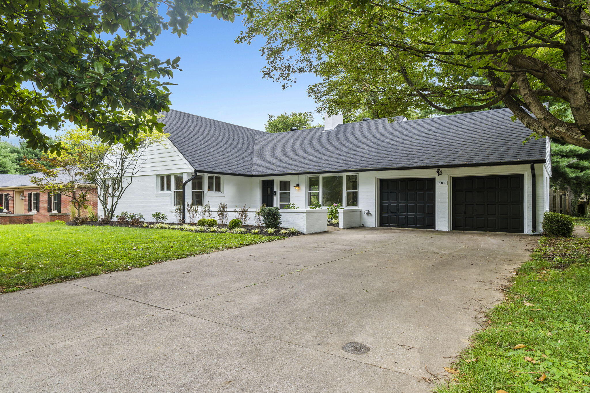 502 Chinoe Road Lexington, KY 40502 - Photo 3 of 31 48-web-or-mls-Copy of DSC02200