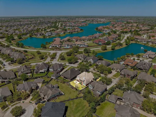 $3,650 | 4207 Pensacola Oaks Lane, Sugar Land, TX 77479