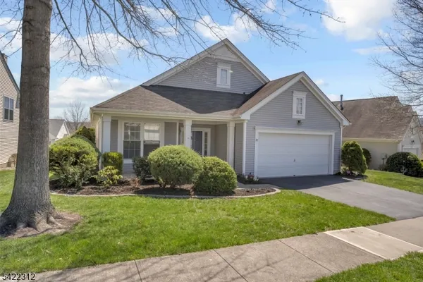 $475,000 | 87 Kensington Circle, Belvidere, NJ 07823