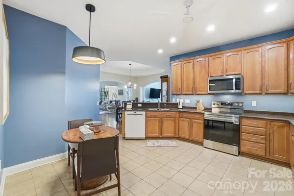 $520,000 | 3270 Abbey Walk Lane, Matthews, NC 28105