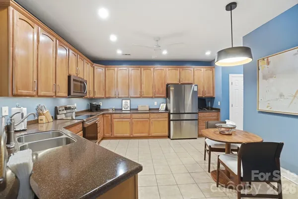 $520,000 | 3270 Abbey Walk Lane, Matthews, NC 28105