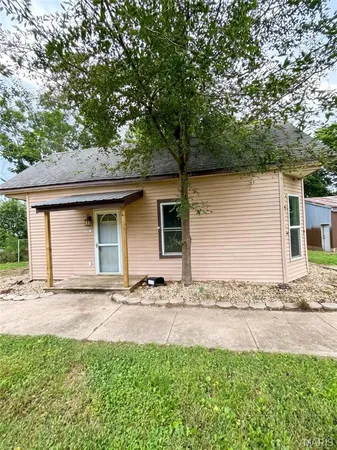 $29,900 | 29277 State Hwy D, La Belle, MO 63447