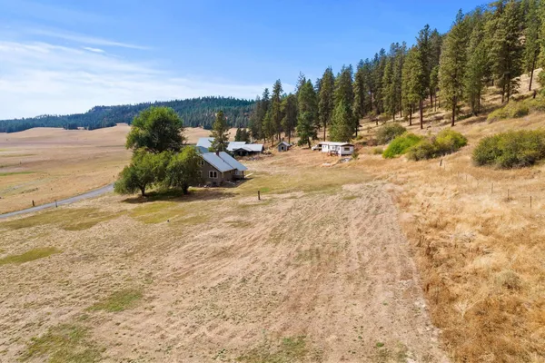 $1,999,999 | 3206 Long Prairie Road, Valley, WA 99181