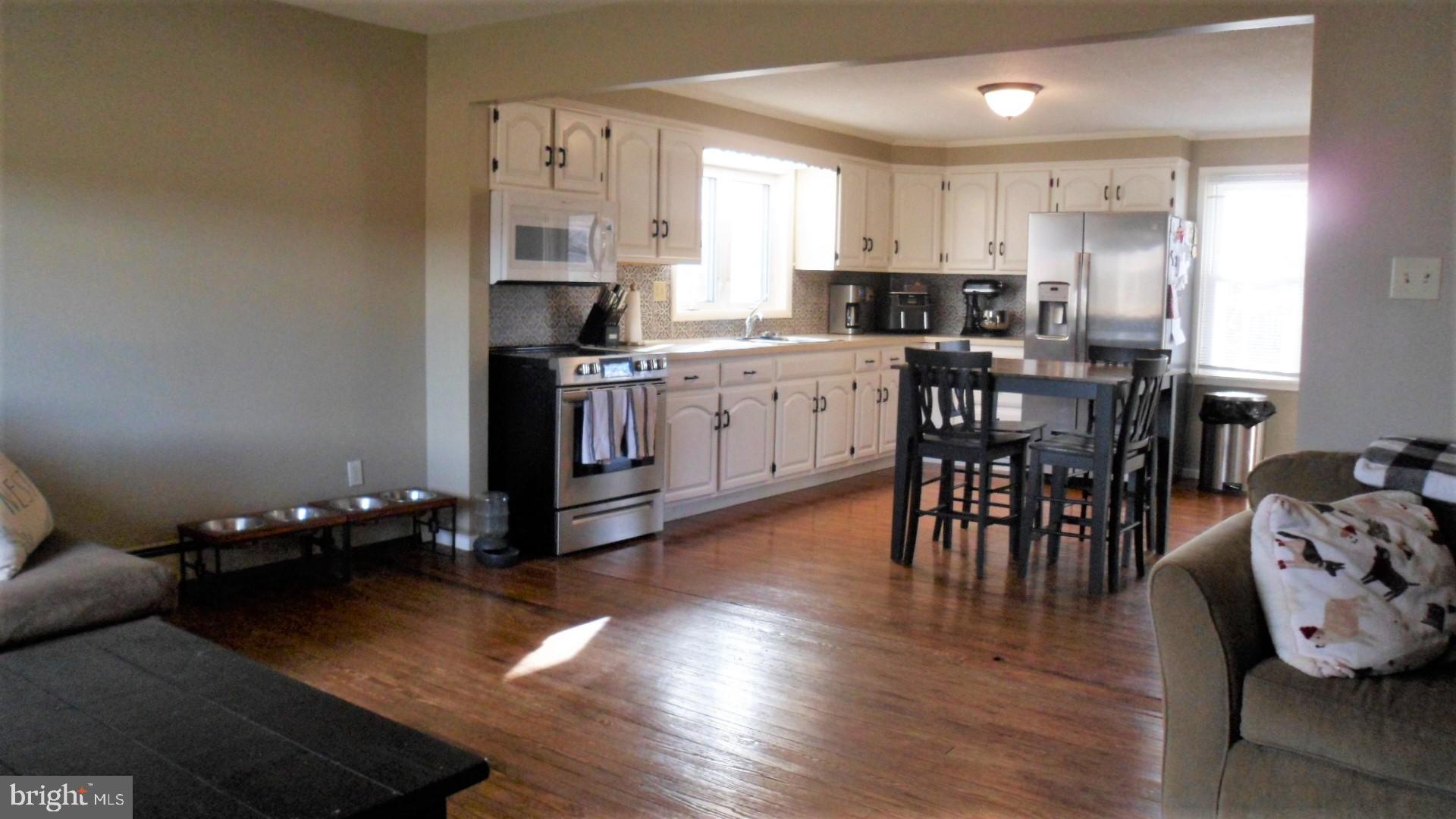 353 Fairground Road Newport, PA 17074 - Photo 6 of 26 Gallery Image 6
