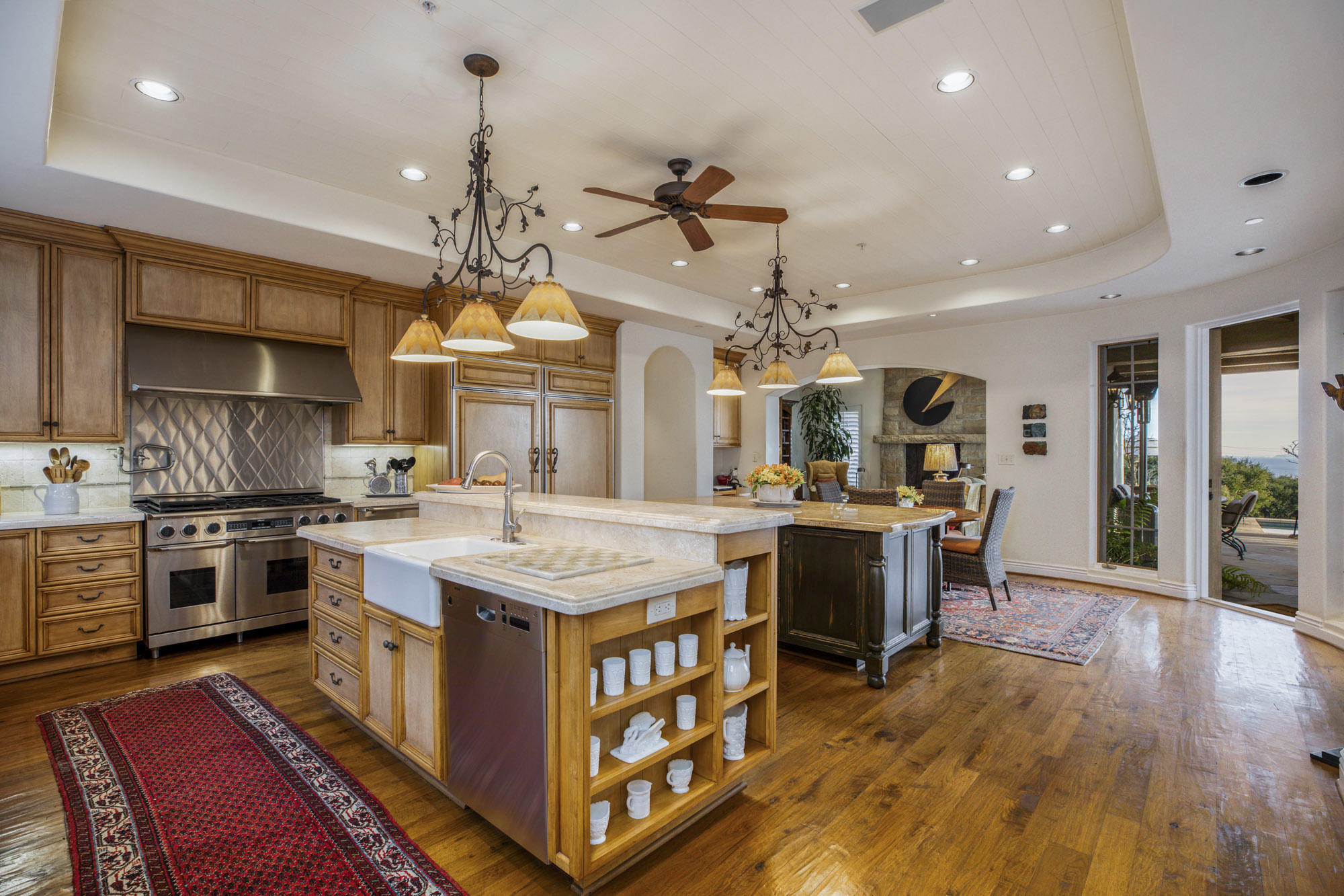 2838 East Valley Road Montecito, CA 93108 - Photo 11 of 28 Kitchen
