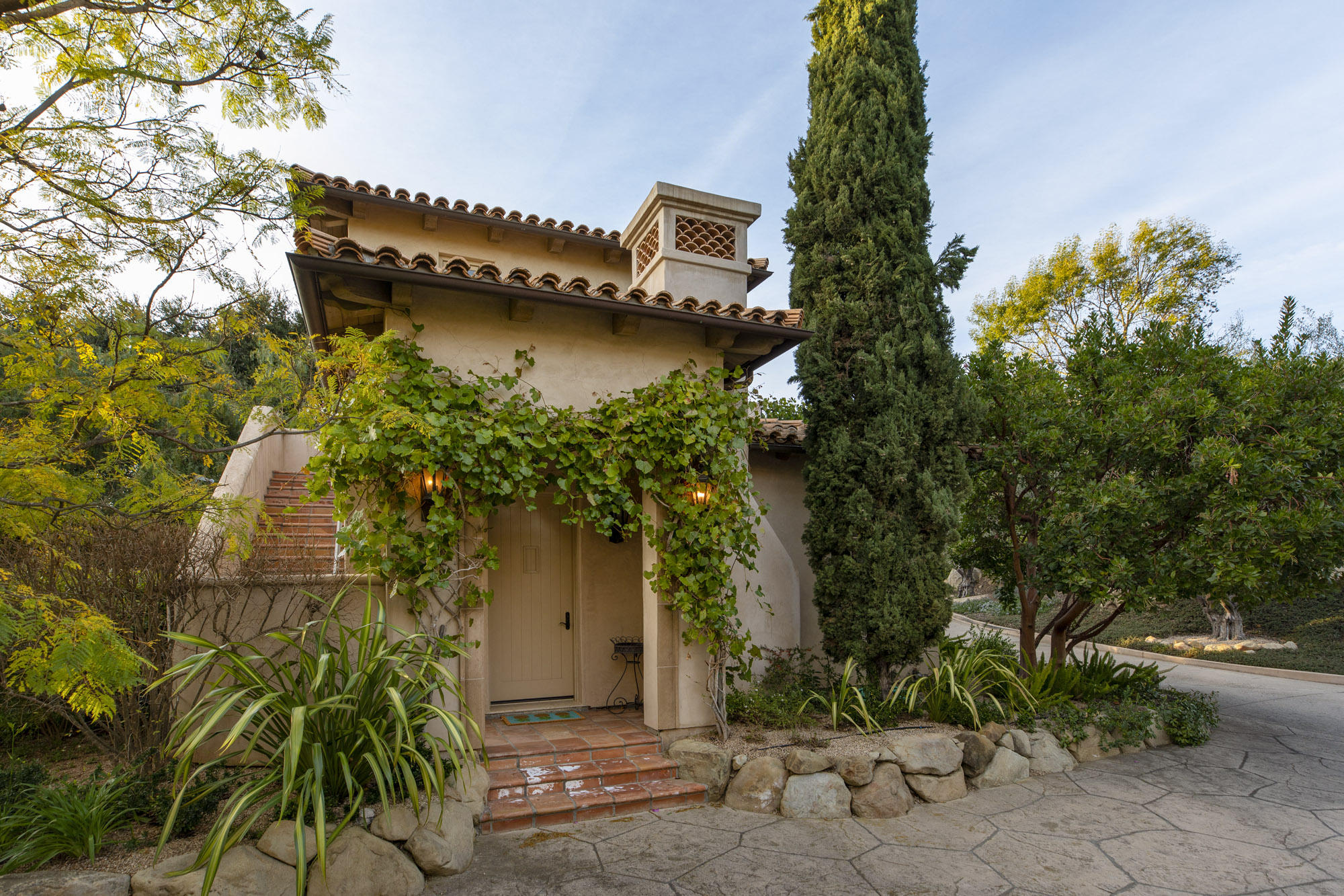 2838 East Valley Road Montecito, CA 93108 - Photo 24 of 28 Guest House