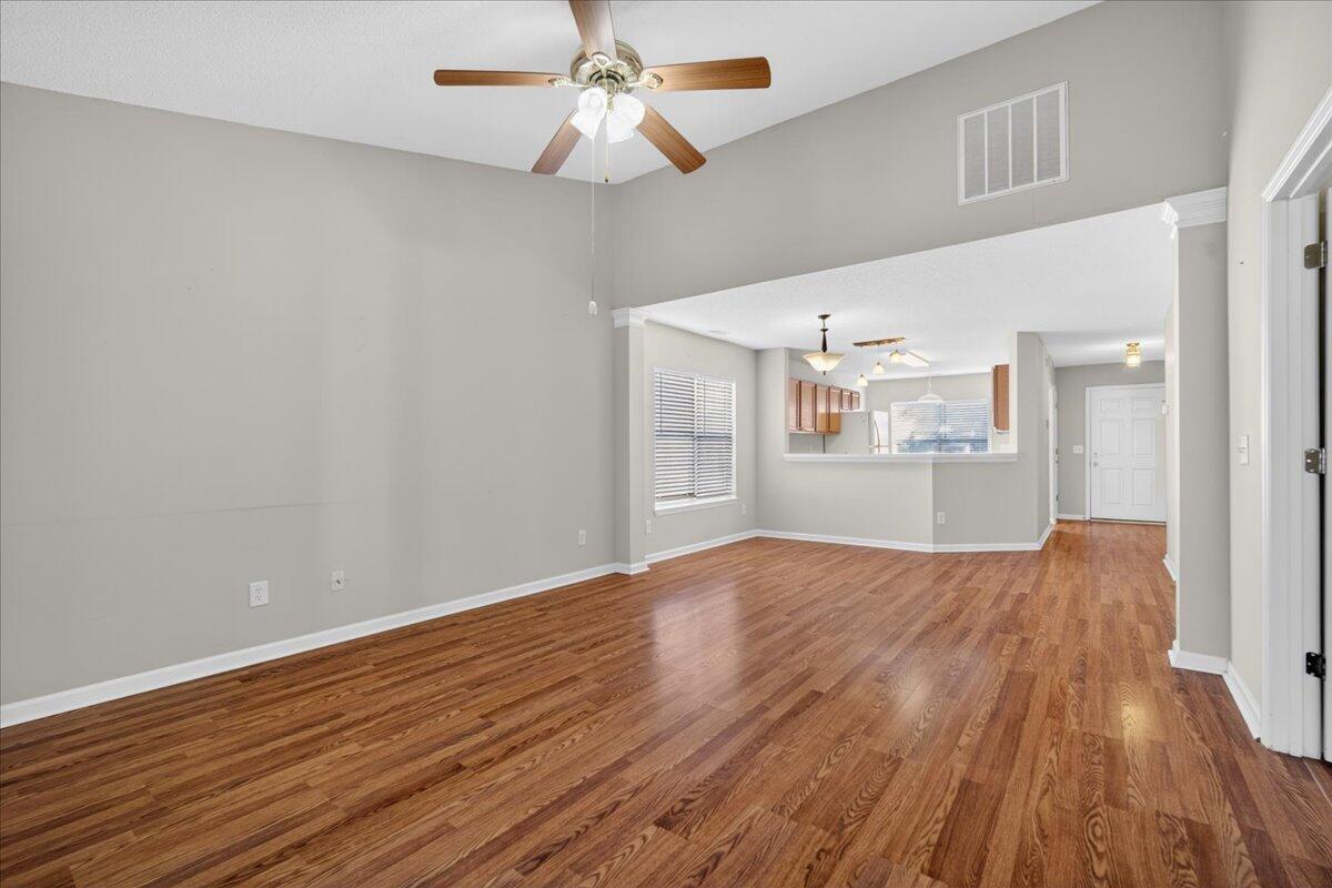 7360 Suncatcher Drive Hanahan, SC 29410 - Photo 19 of 40 19-7360 Suncatcher Drive-16