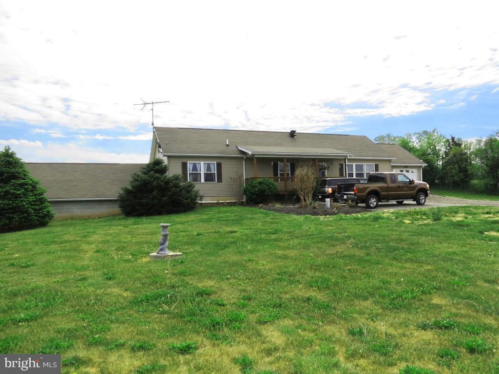 883 Big Mt Road Thomasville, PA 17364 - Photo 1 of 36 Gallery Image 1