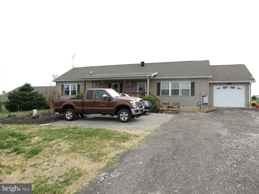 883 Big Mt Road Thomasville, PA 17364 - Photo 2 of 36 Gallery Image 2