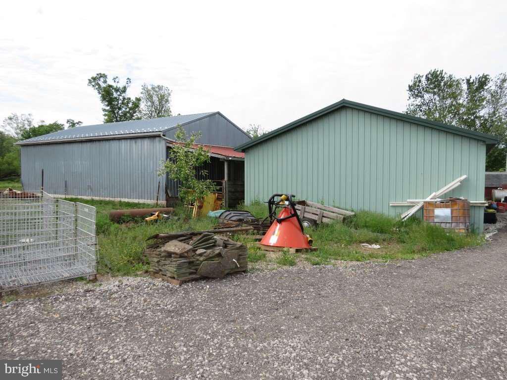 883 Big Mt Road Thomasville, PA 17364 - Photo 25 of 36 Gallery Image 25