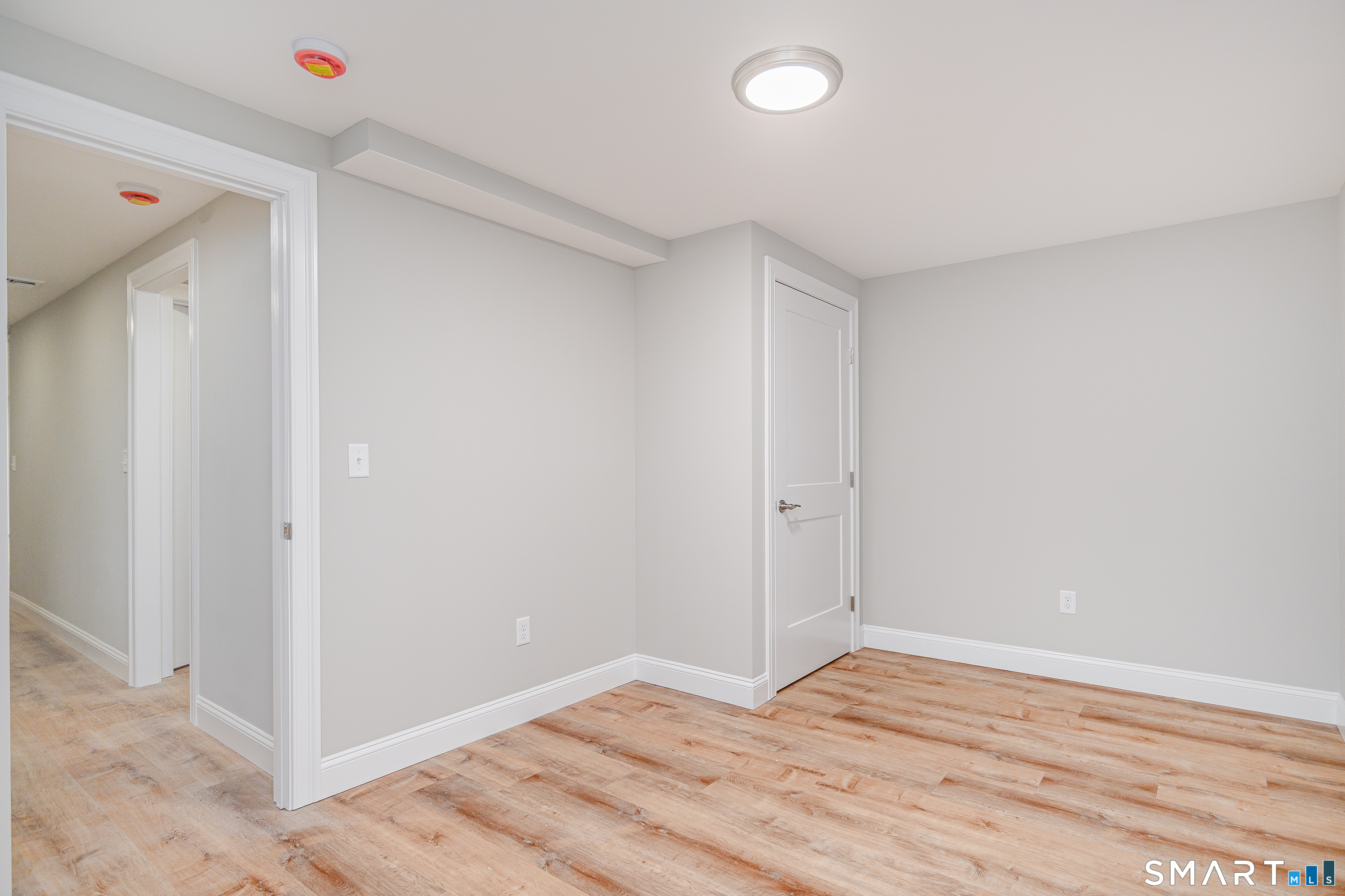 284 Chestnut Tree Hill Road Oxford, CT 06478 - Photo 18 of 34 a view of room