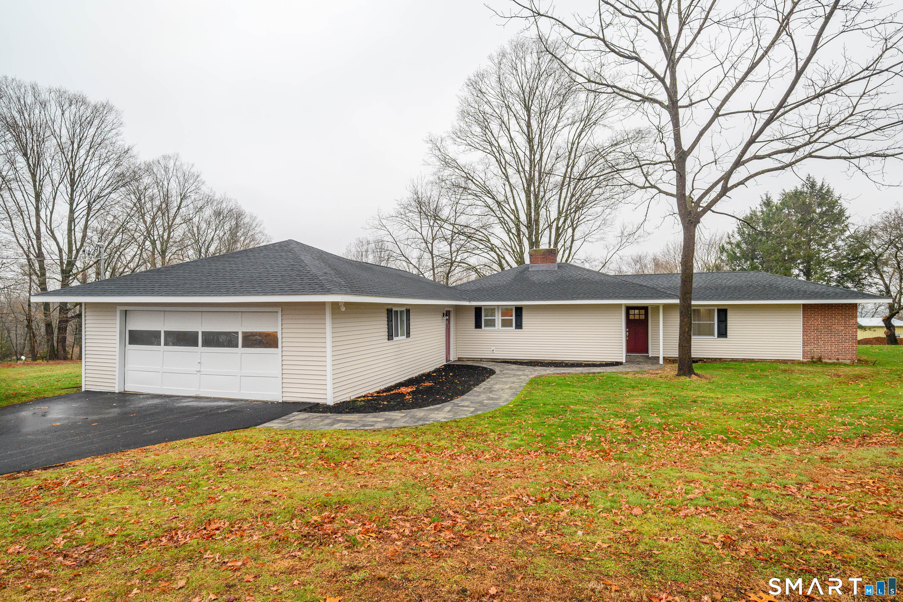 284 Chestnut Tree Hill Road Oxford, CT 06478 - Photo 32 of 34