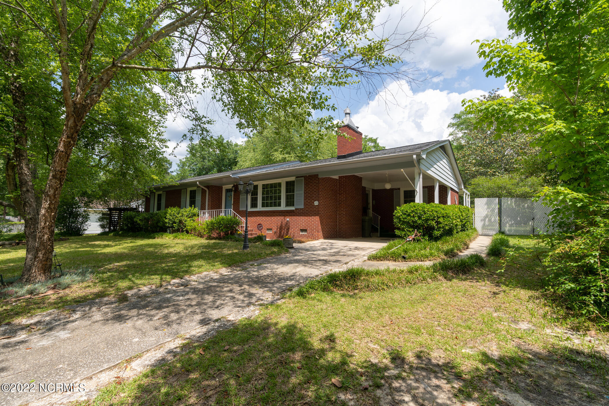 426 Elizabeth Avenue Rockingham, NC 28379 - Photo 2 of 38 DSC07553
