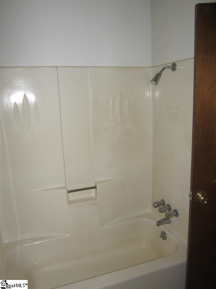 1304 Broadway School Road Belton, SC 29627 - Photo 13 of 19 Gallery Image 13