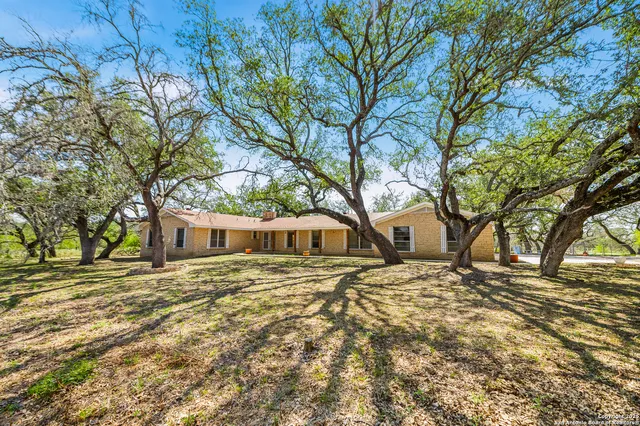$900,000 | 0 Fm 2200, Devine, TX 78016