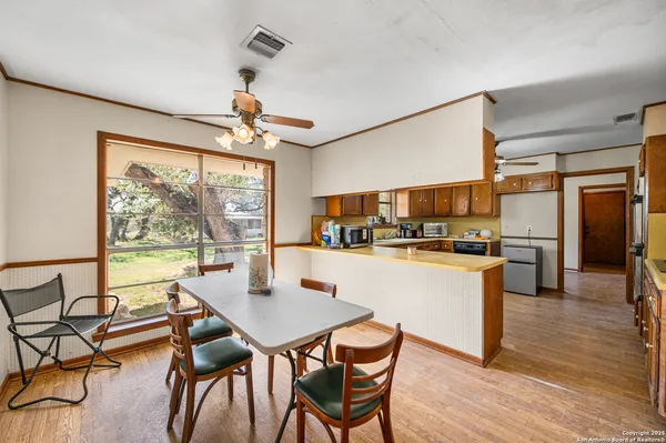 $900,000 | 0 Fm 2200, Devine, TX 78016