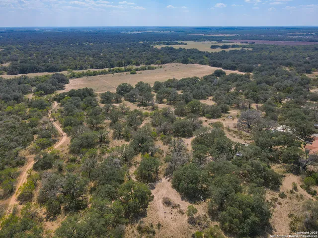 $900,000 | 0 Fm 2200, Devine, TX 78016
