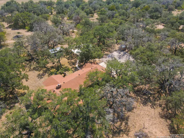 $900,000 | 0 Fm 2200, Devine, TX 78016