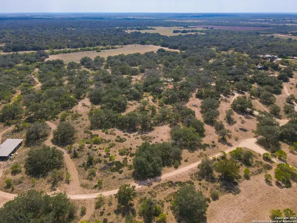 $900,000 | 0 Fm 2200, Devine, TX 78016