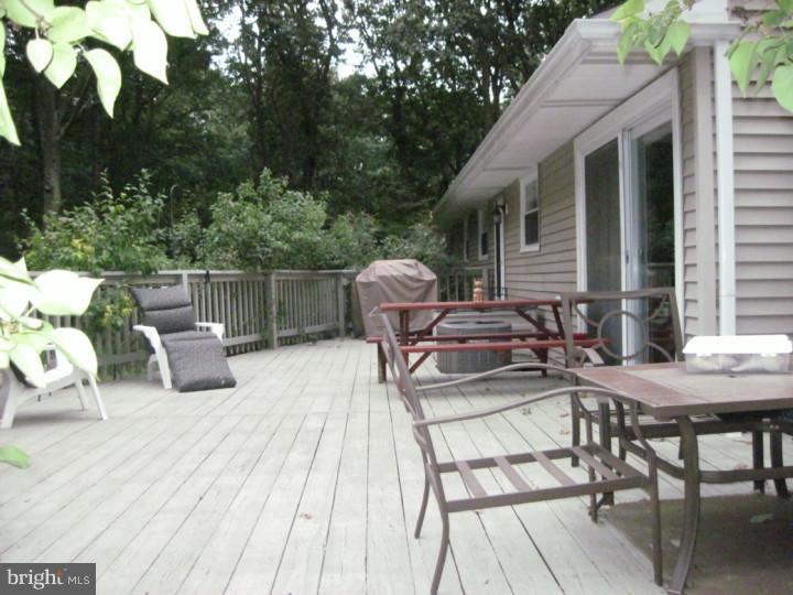 5 Thomas Road Voorhees, NJ 08043 - Photo 17 of 25 Deck