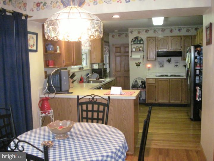 5 Thomas Road Voorhees, NJ 08043 - Photo 4 of 25 Kitchen