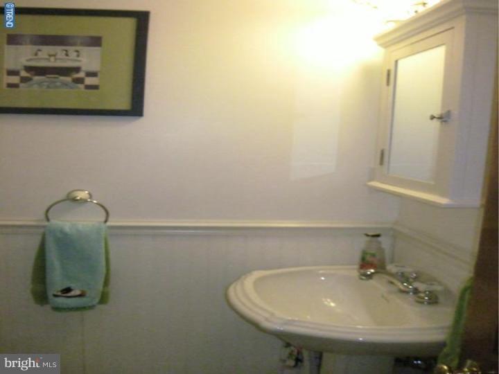 5 Thomas Road Voorhees, NJ 08043 - Photo 9 of 25 Bathroom