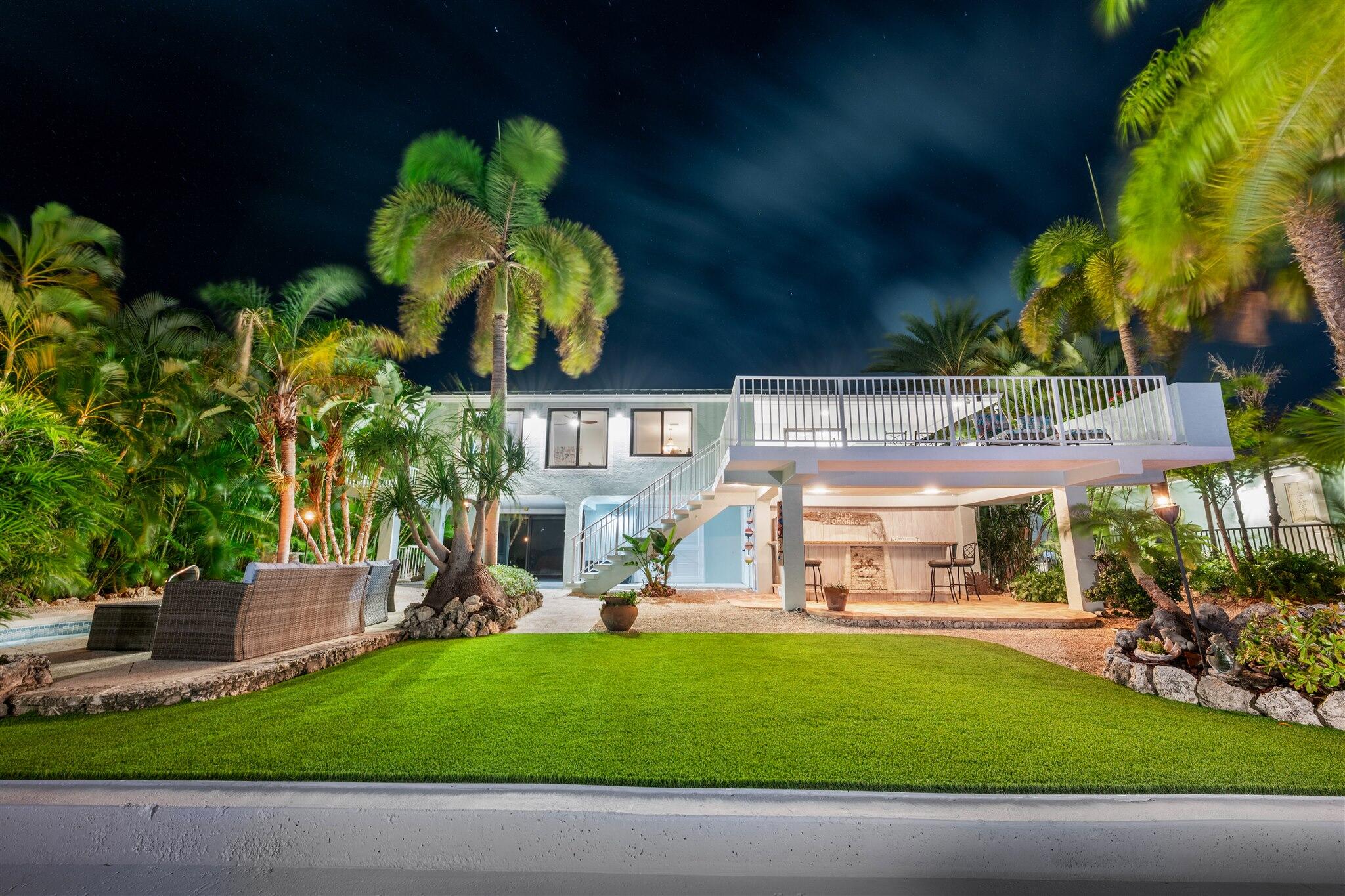 520 12th Street Key Colony Beach, FL 33051 - Photo 16 of 25 520-12-Street-Key-Colony-backyard-view