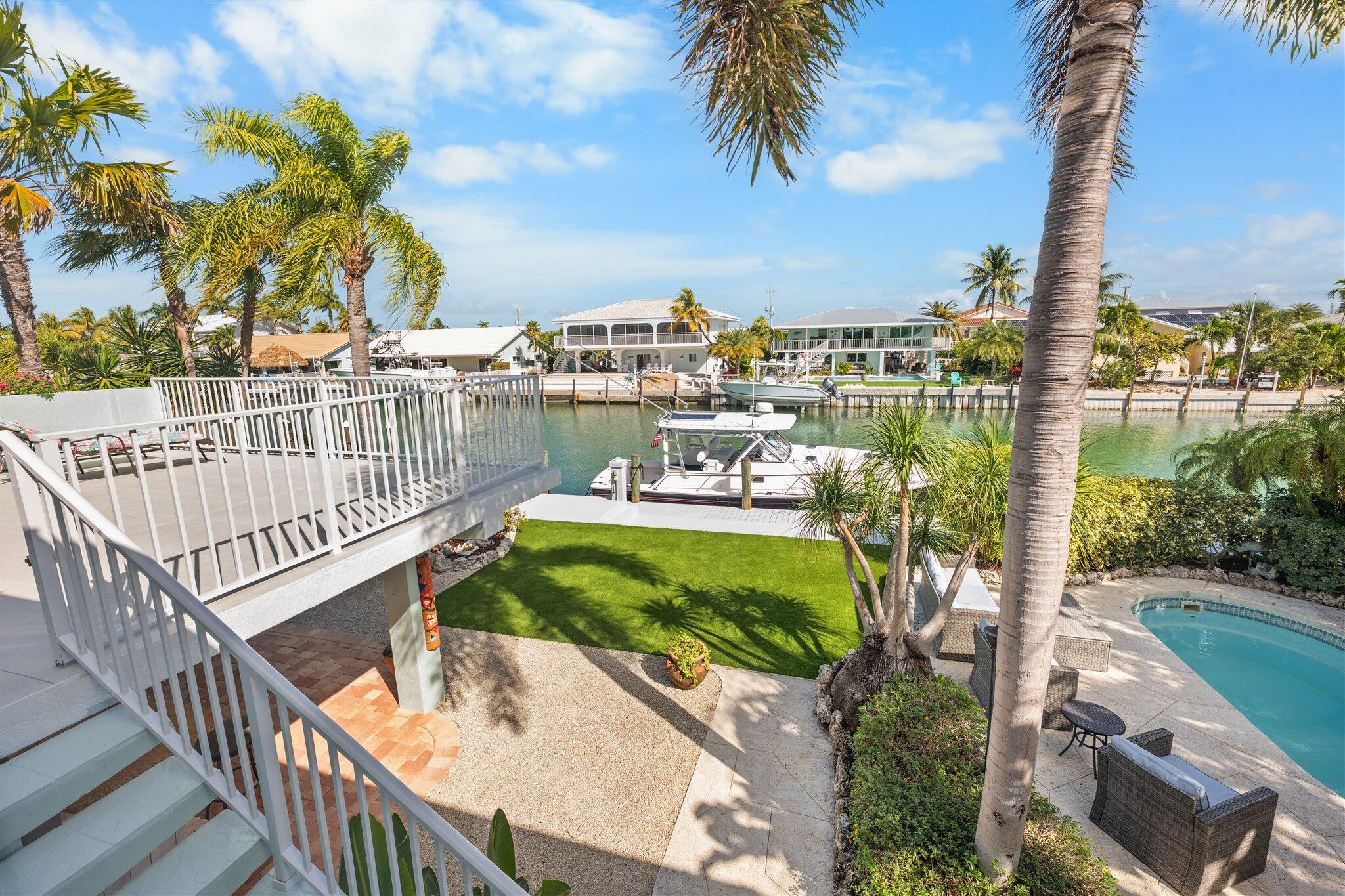 520 12th Street Key Colony Beach, FL 33051 - Photo 3 of 25 520-12-Street-Key-Colony-balcony-views