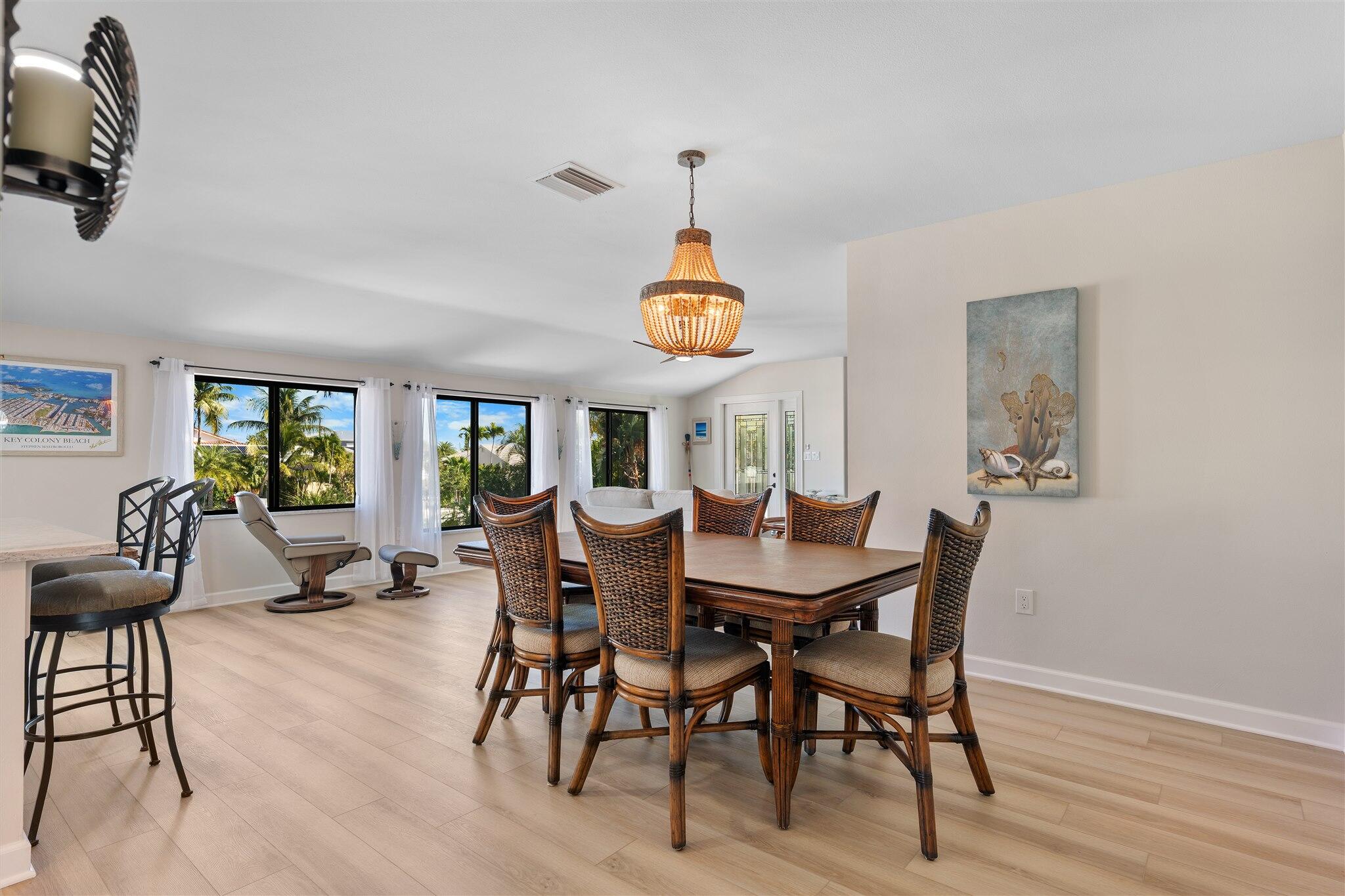 520 12th Street Key Colony Beach, FL 33051 - Photo 5 of 25 520-12-Street-Key-Colony-dining-room