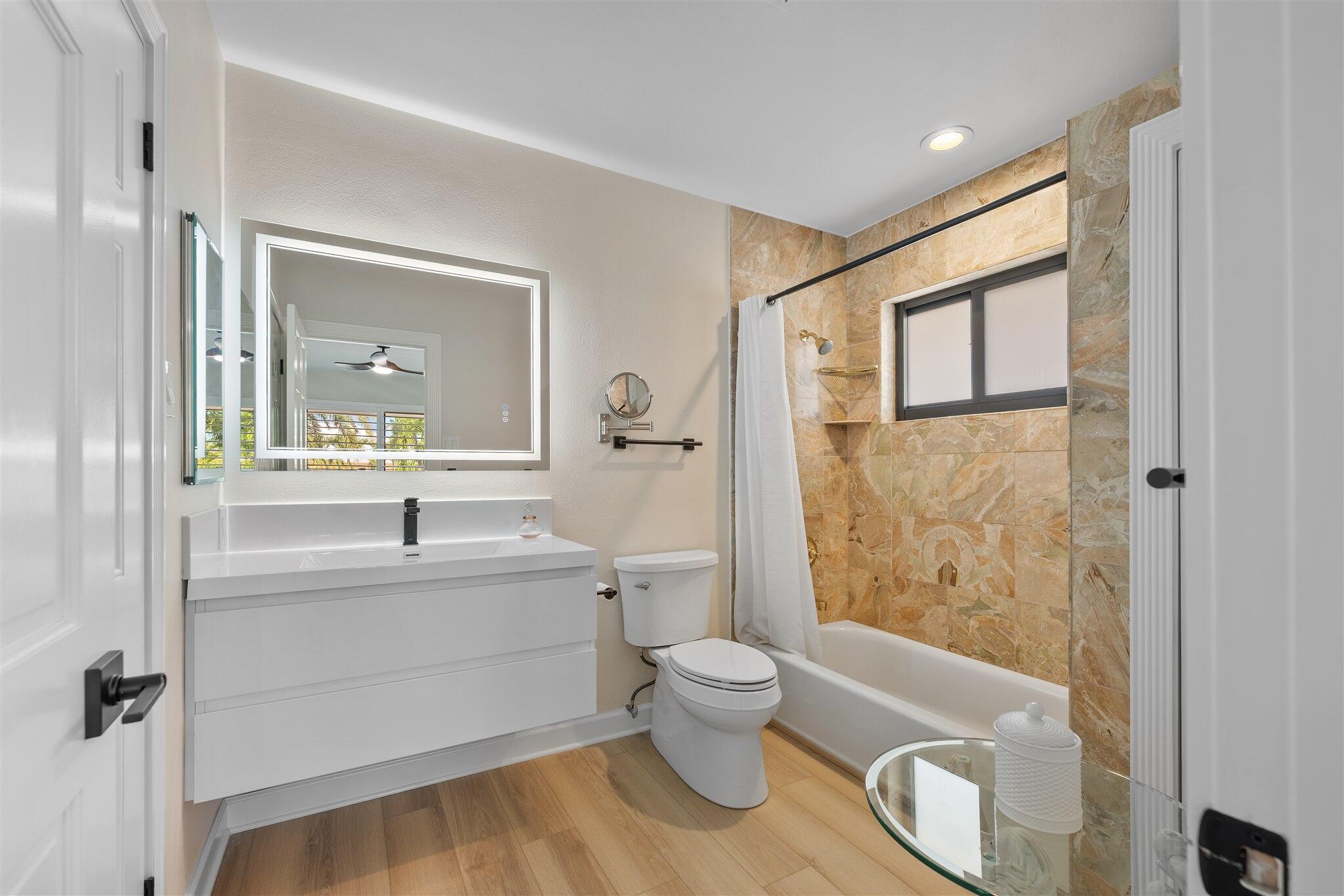 520 12th Street Key Colony Beach, FL 33051 - Photo 10 of 25 520-12-Street-Key-Colony-master-bath