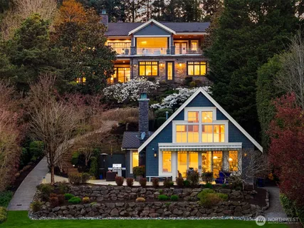 $8,998,000 | 4102 100th Avenue Southeast, Mercer Island, WA 98040