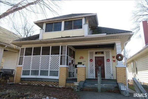 $155,000 | 809 Jefferson Avenue, Unit 14, Evansville, IN 47713