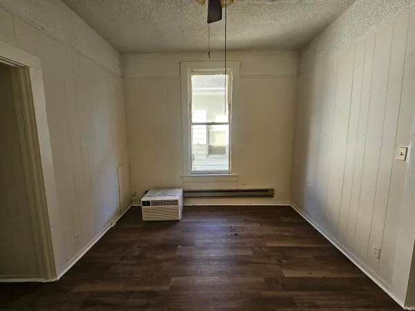 $155,000 | 809 Jefferson Avenue, Unit 14, Evansville, IN 47713