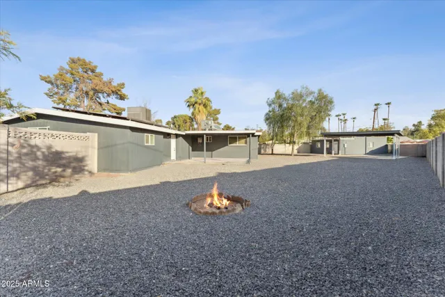 $2,500 | 1548 North Upland Circle, Unit B, Mesa, AZ 85201