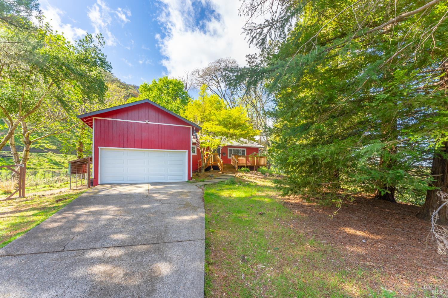 132 Ridgecrest Drive Napa, CA 94558 - Photo 4 of 41