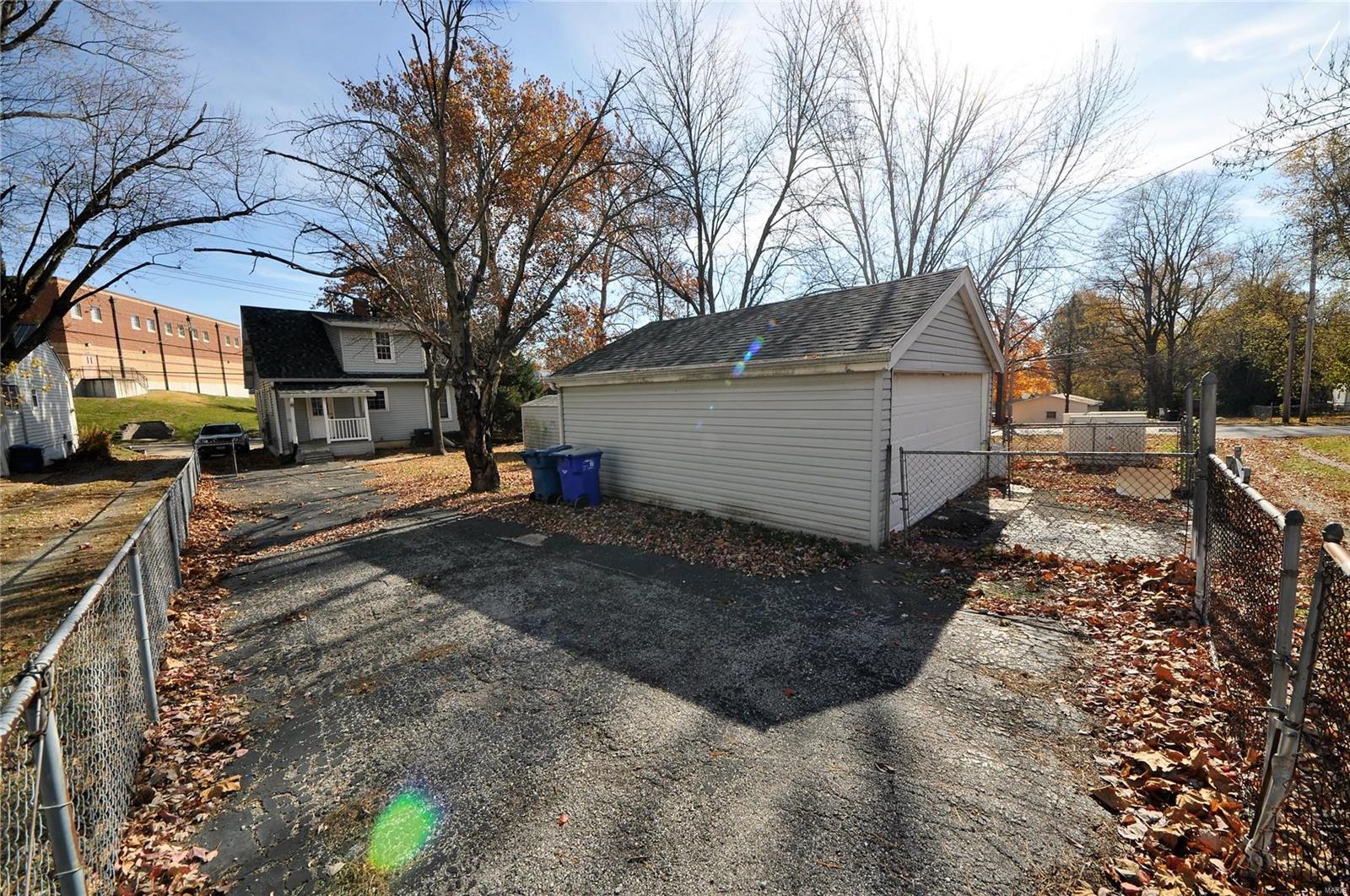 3851 Fee Fee Road Bridgeton, MO 63044 - Photo 32 of 33 Gallery Image 32