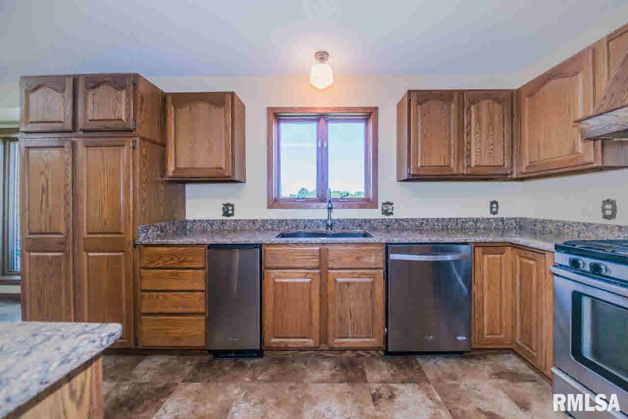 6983 Golf Course Road McLeansboro, IL 62859 - Photo 16 of 80 Gallery Image 16